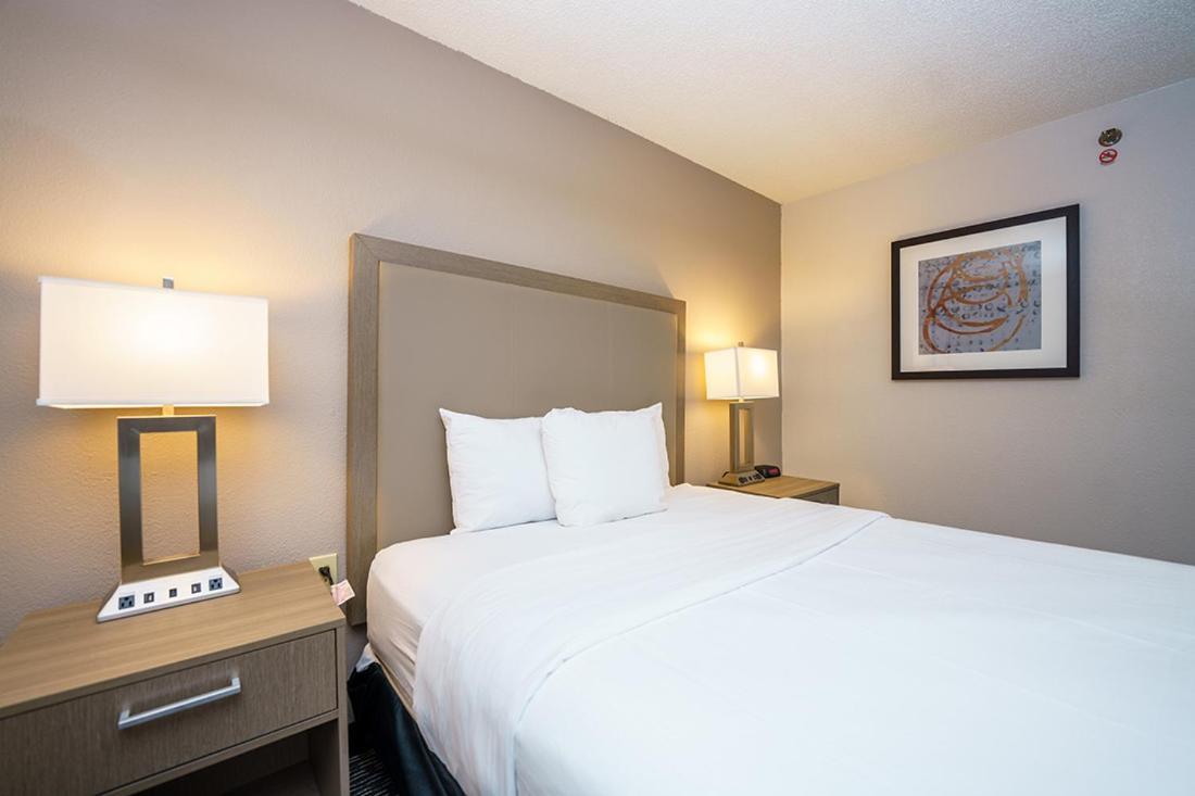Wingate By Wyndham Brunswick Ga I-95 Hotel Bagian luar foto