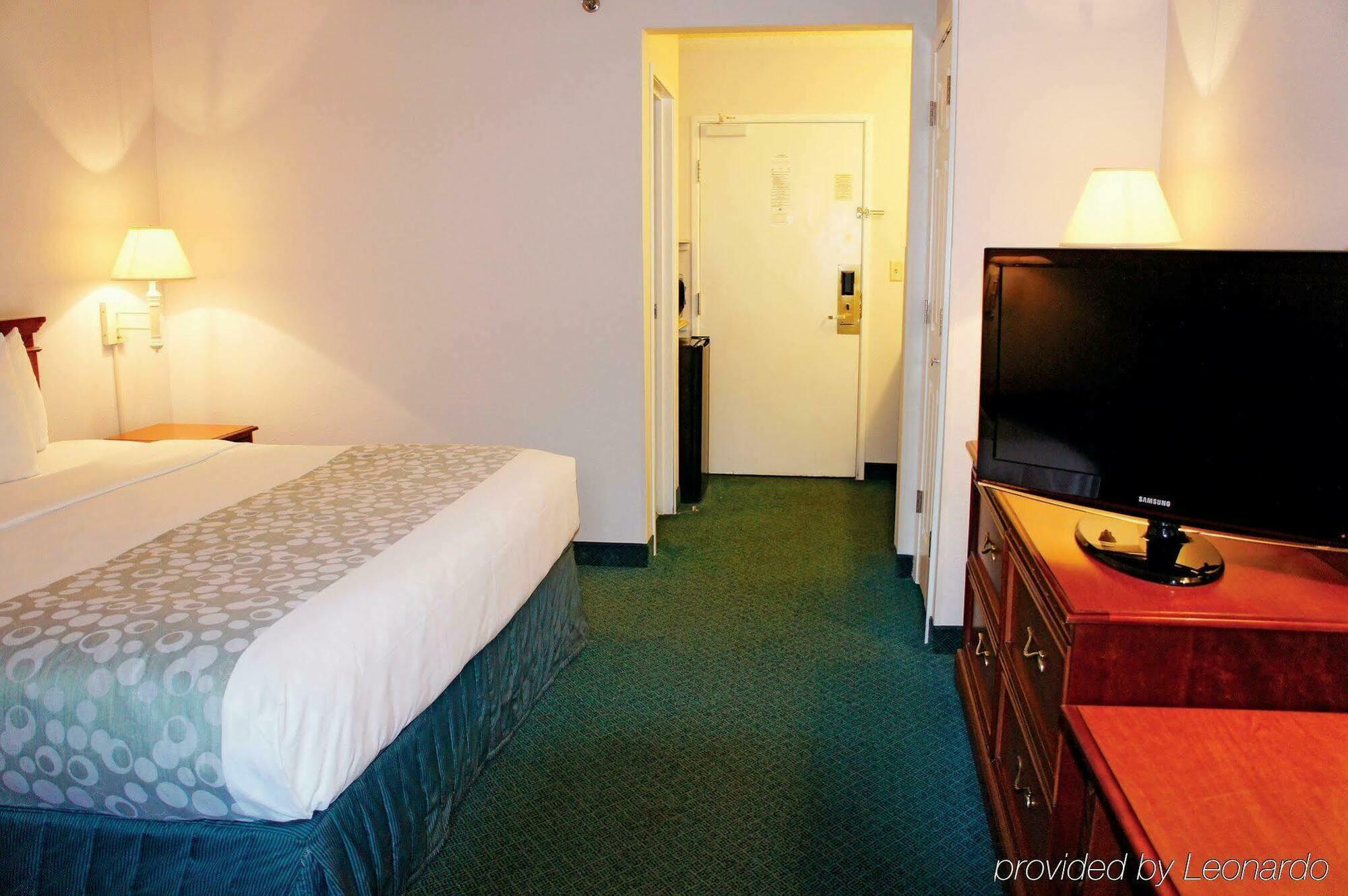 Wingate By Wyndham Brunswick Ga I-95 Hotel Bagian luar foto