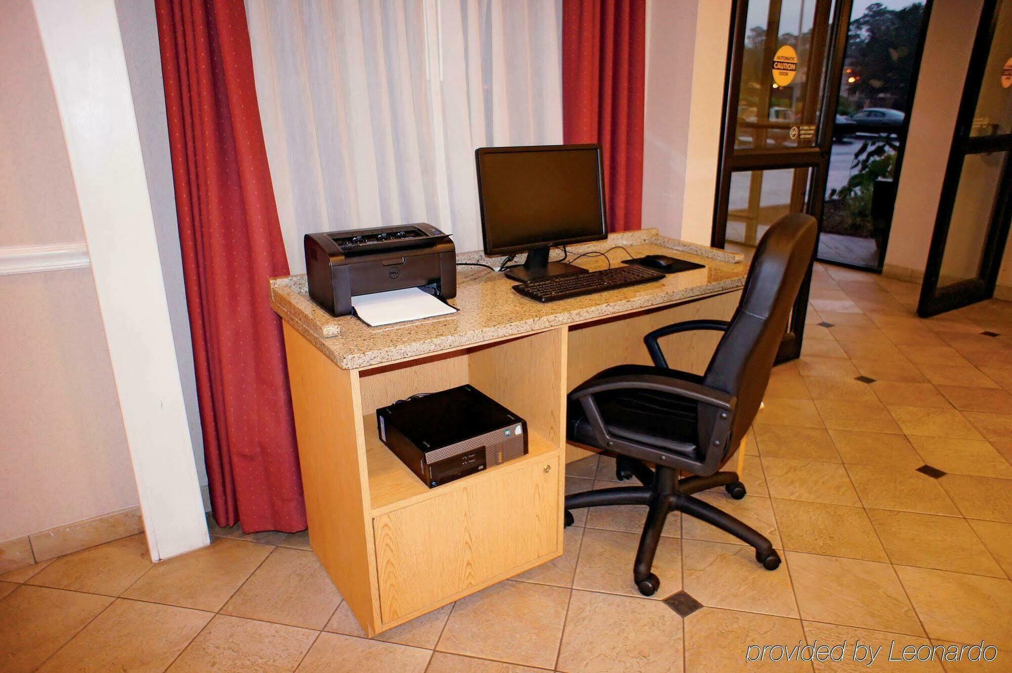 Wingate By Wyndham Brunswick Ga I-95 Hotel Bagian luar foto